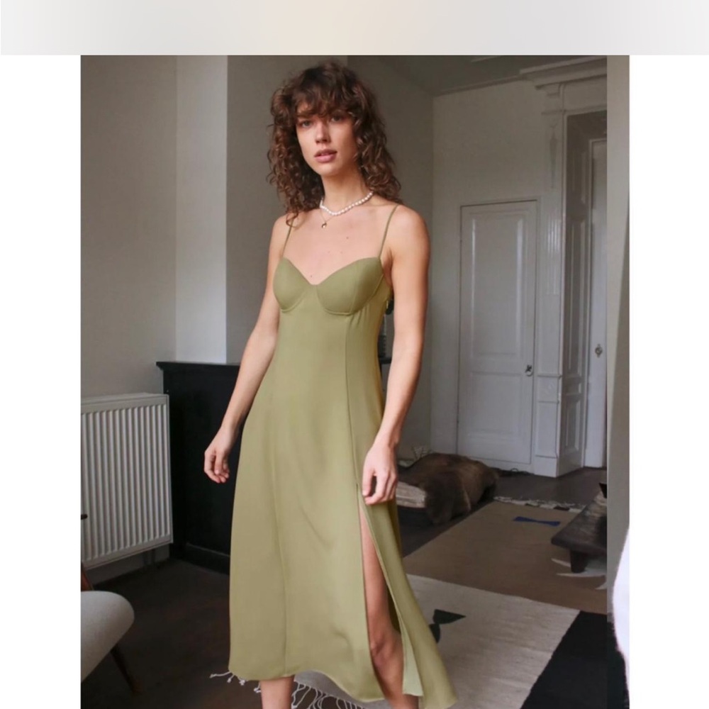 Aritzia Wilfred Midi Dress